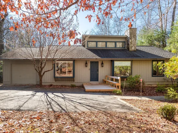 960 Middle Connestee Trl, Brevard, NC 28712