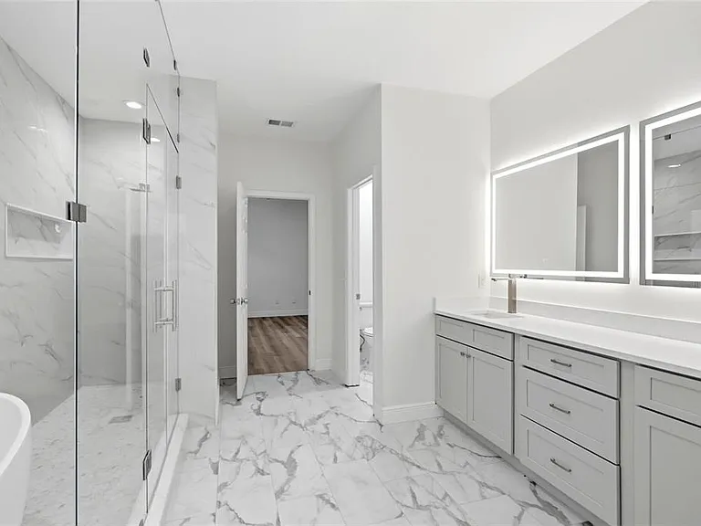 912 Waterside Dr — Photo 48
