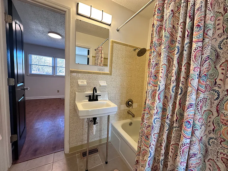 6203 Tindal St #B — Photo 21