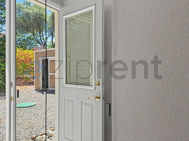 17068 Vintage Dr — Photo 54