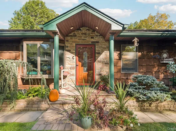 52 Hazard Avenue, Huntington, NY 11746