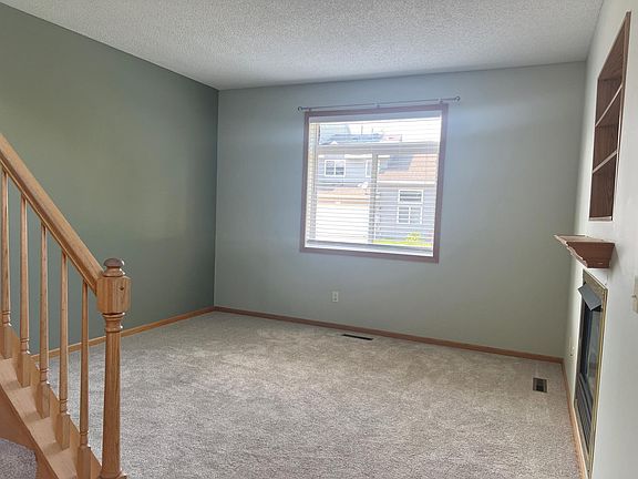 5th image of 681 Kingfisher Ln #X