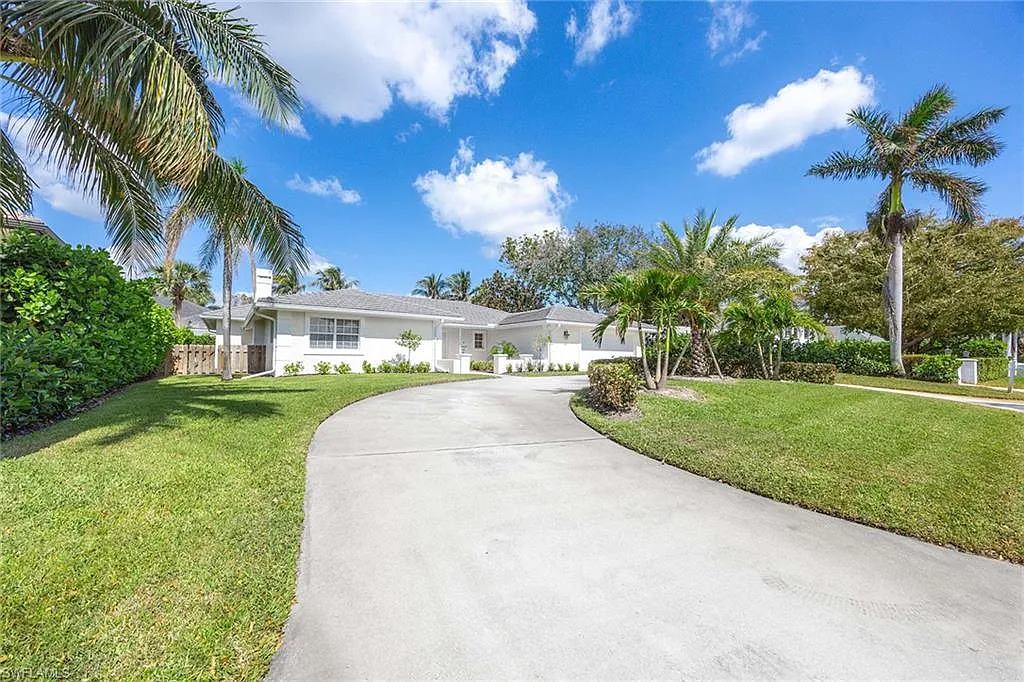 4 bed, 3.0 bath, 2490 sqft, $20,000 — Photo 3