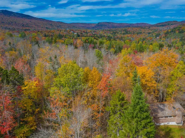 28 Country Club Road, Dover, VT 05356