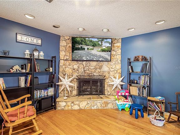 3rd image of 36319 Brendenshire Ct