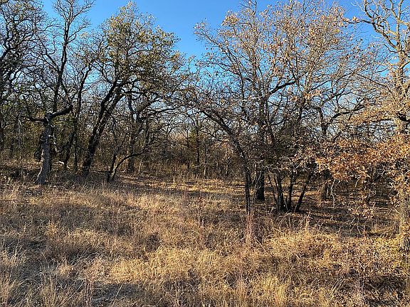 3rd image of 499 Private Road 3496