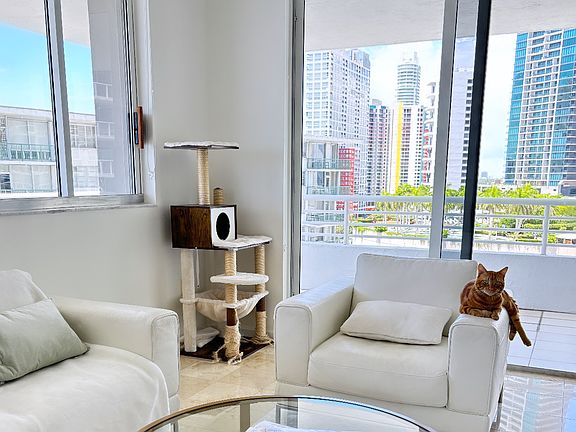 4th image of 1402 Brickell Bay Dr #1203-0