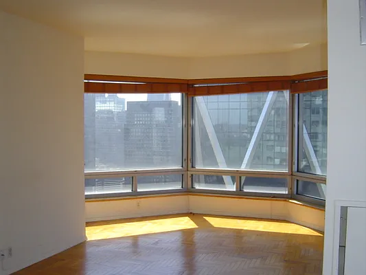 Sold by Royal Operation System | media 6