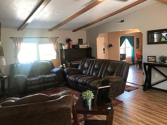 1st image of 8550 Foothills Dr