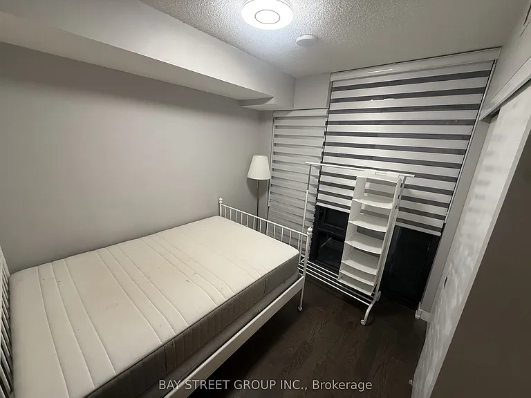 25 Richmond St E #901 — Photo 9
