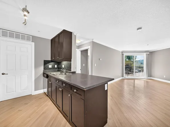 14608 125th St NW #202, Edmonton, AB T5X 0B5