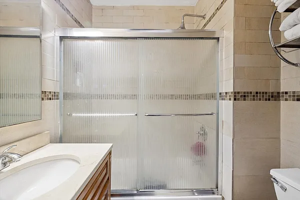 Rented by Loftey Group LLC | media 4