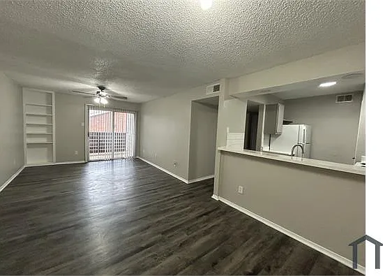 1810 Esters Rd #2114 — Photo 2
