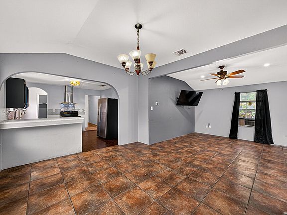 4th image of 1354 FENFIELD AVE
