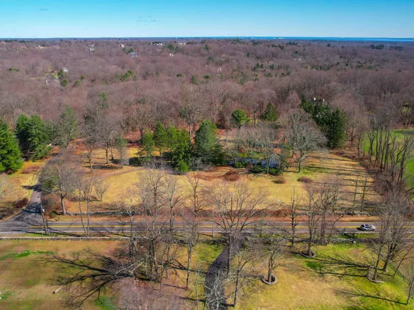 67 Bedford Rd, Greenwich, CT 06831