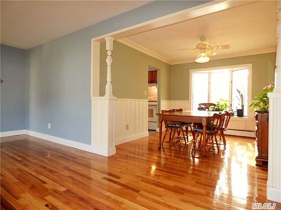 5th image of 11 Carnegie Dr