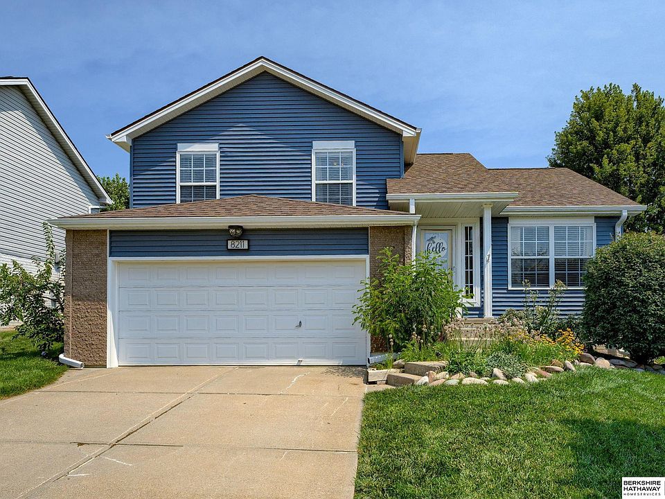 1st image of 8211 N 153rd Ter