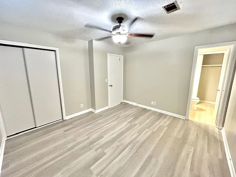 3305 E Tucker Dr NW — Photo 16