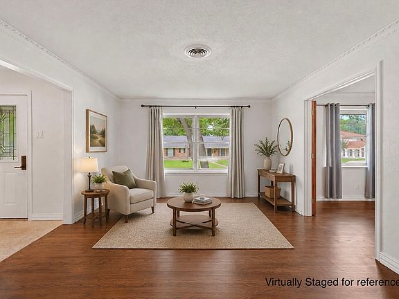 3rd image of 3406 Ridgedale Dr