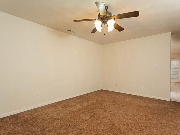 5th image of 2623 Belle Ave NE #9