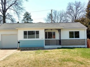 7716 General Sherman Ln, Saint Louis, MO 63123