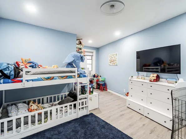 821 Bergen Avenue image 19 of 20