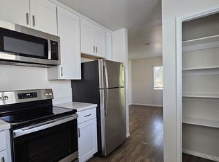 2632 E 5th St, La Verne, CA 91750