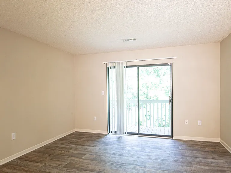 Sherwood Apartment Homes — Photo 17