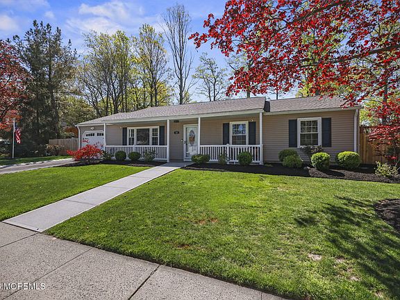 3rd image of 22 Shadyside Avenue