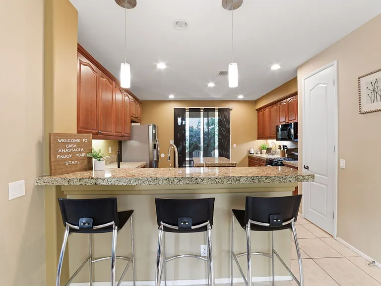 48737 Anastacia Ct — Photo 8