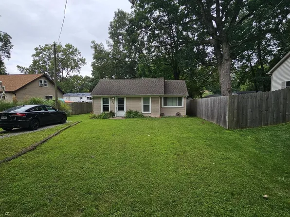 806 Hague Ave, Jackson, MI 49203