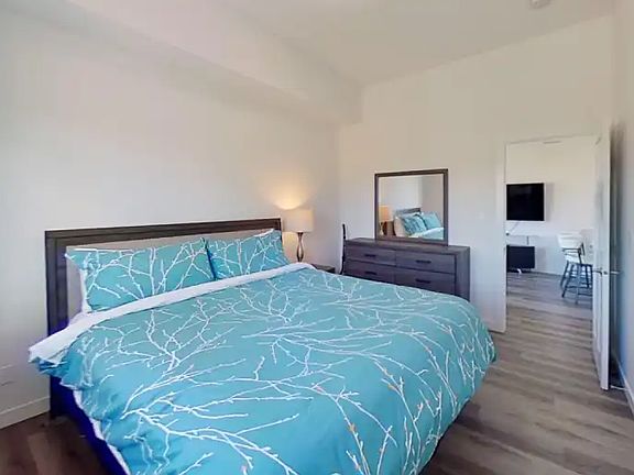 4th image of 439 Makenny St #206