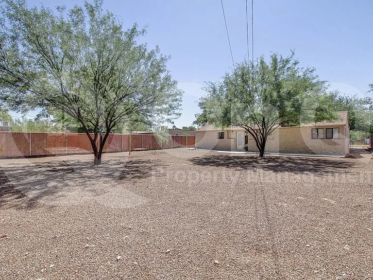 4937 E Rosewood St — Photo 17
