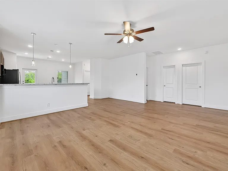 4506 Blue Moutain Laurel — Photo 19