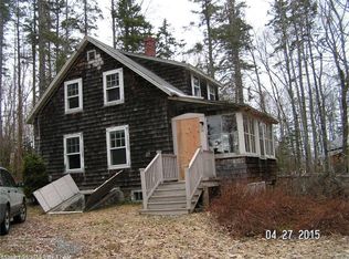 25 Grove St, Rockport, ME 04856