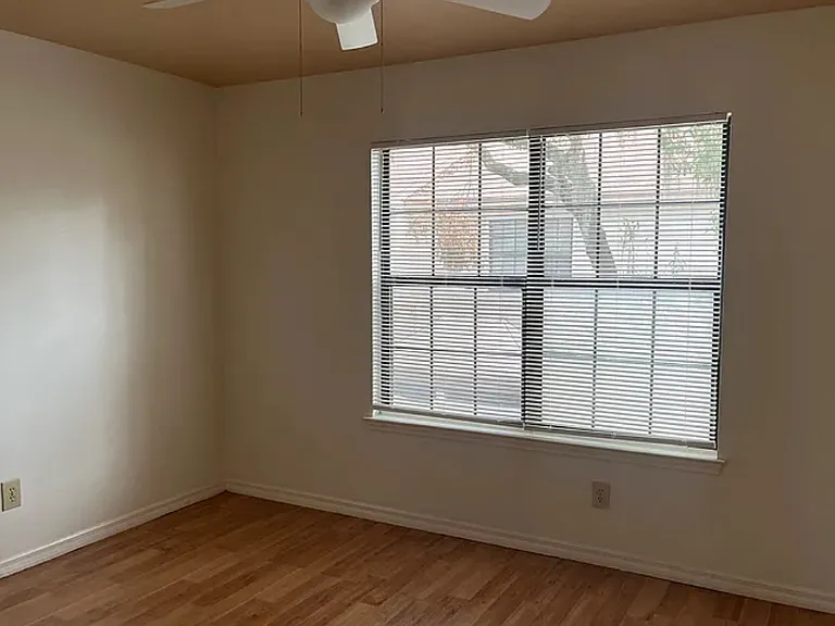 2302 Maki Rd #1-98 — Photo 6