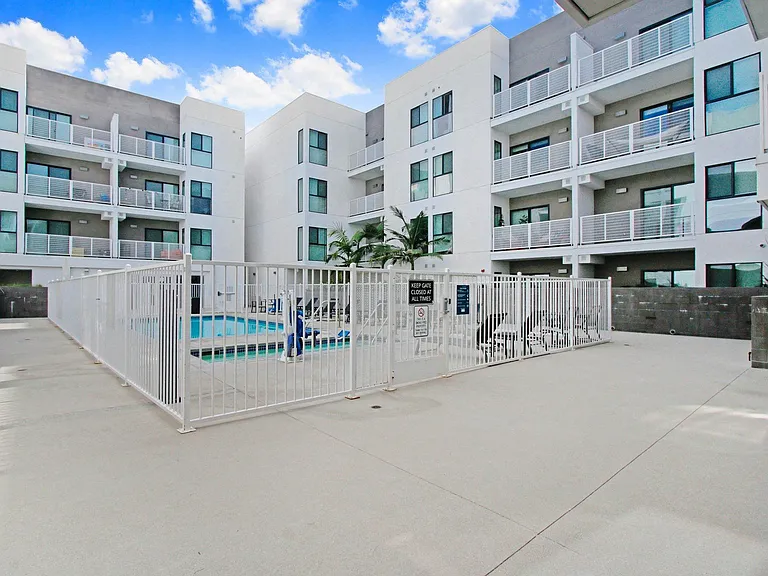 Watermark Apartments — Photo 13