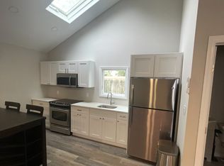 18 Henry Ave, Babylon, NY 11702