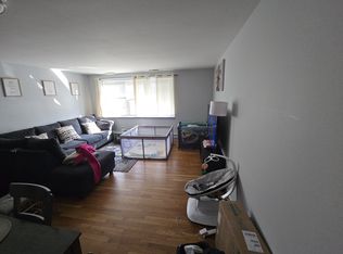 530 Vfw Pkwy APT 101, West Roxbury, MA 02132