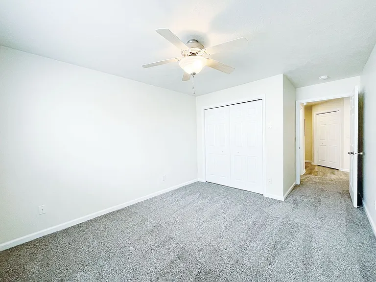 The Heights Apartments — Photo 15