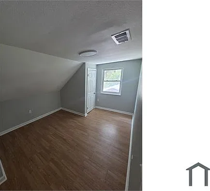 837 Lafayette Ln — Photo 12