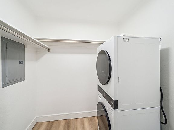2nd image of 1316 S Quincy Ave APT 4