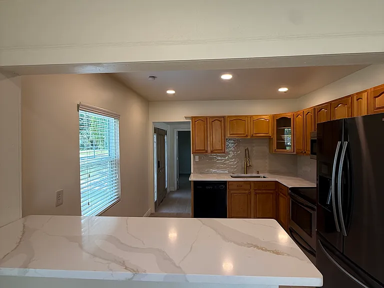 4401 W Sevilla St — Photo 14