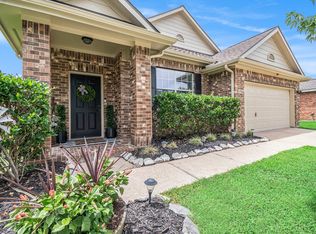 4706 Shale Dr, Baytown, TX 77521