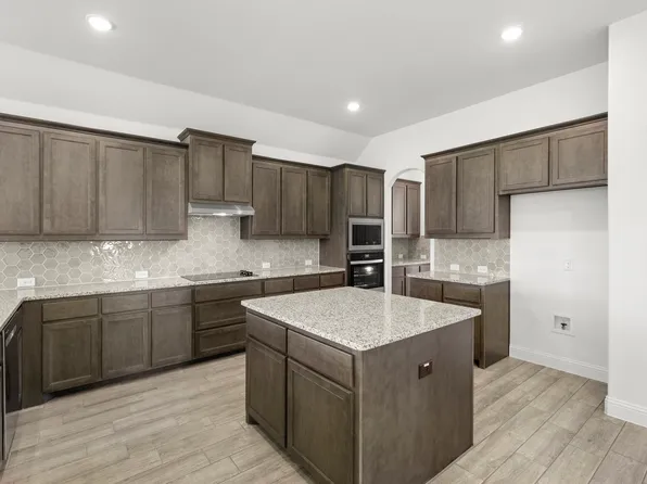 11 Plover St, Joshua, TX 76058