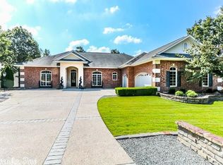 174 Pizarro Dr, Hot Springs Village, AR 71909