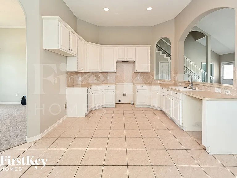 18410 Steamboat Inn Dr — Photo 8