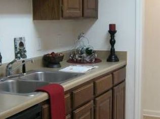 1416 Williamsburg Dr, Hendersonville, TN 37075