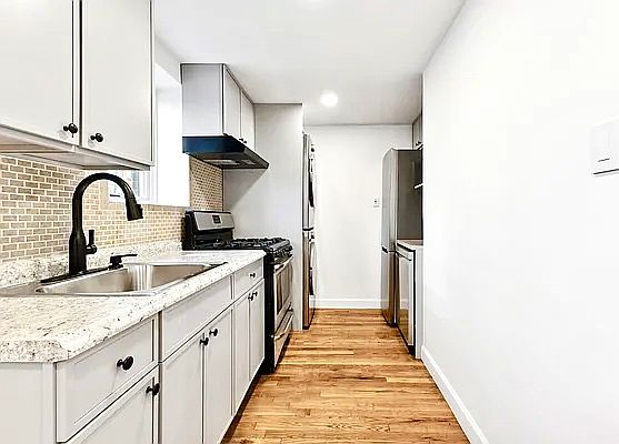 1st image of 212 Atlantic Ave #3A