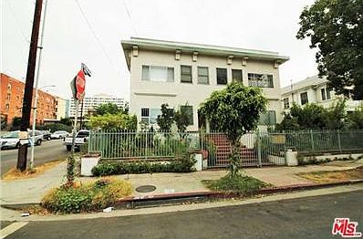 4th image of 2885 Francis Ave